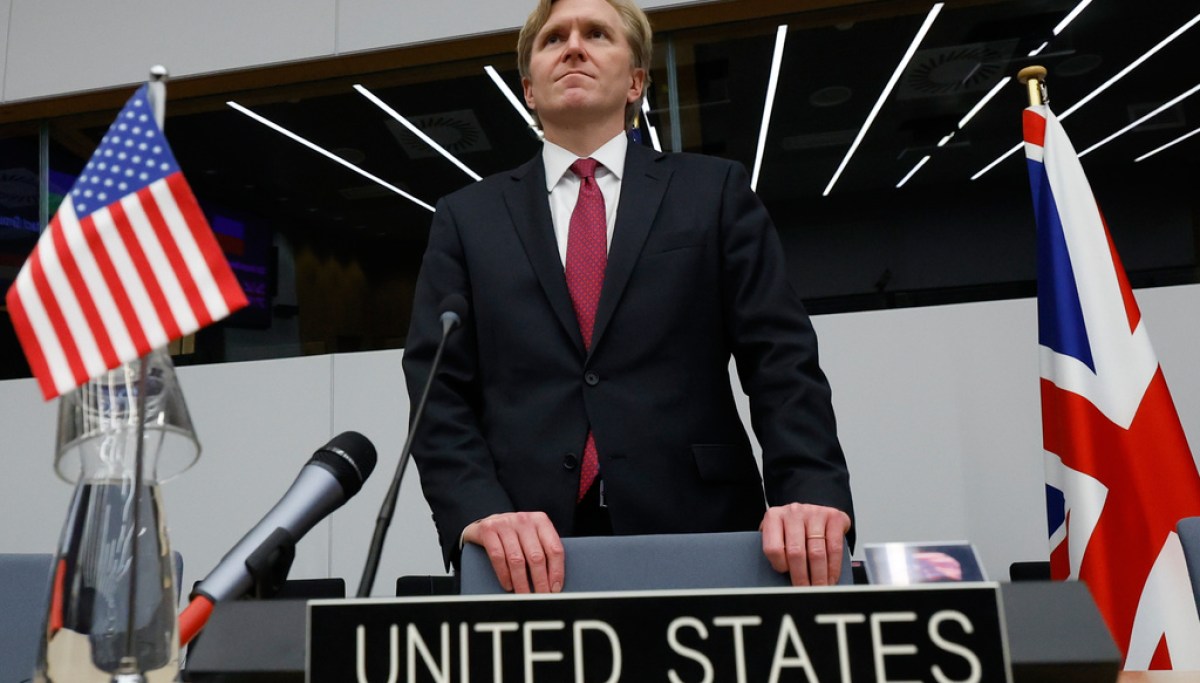 إلبريدج كولبي يدعو إلى “الناتو 3. 0” في قمة الدفاع