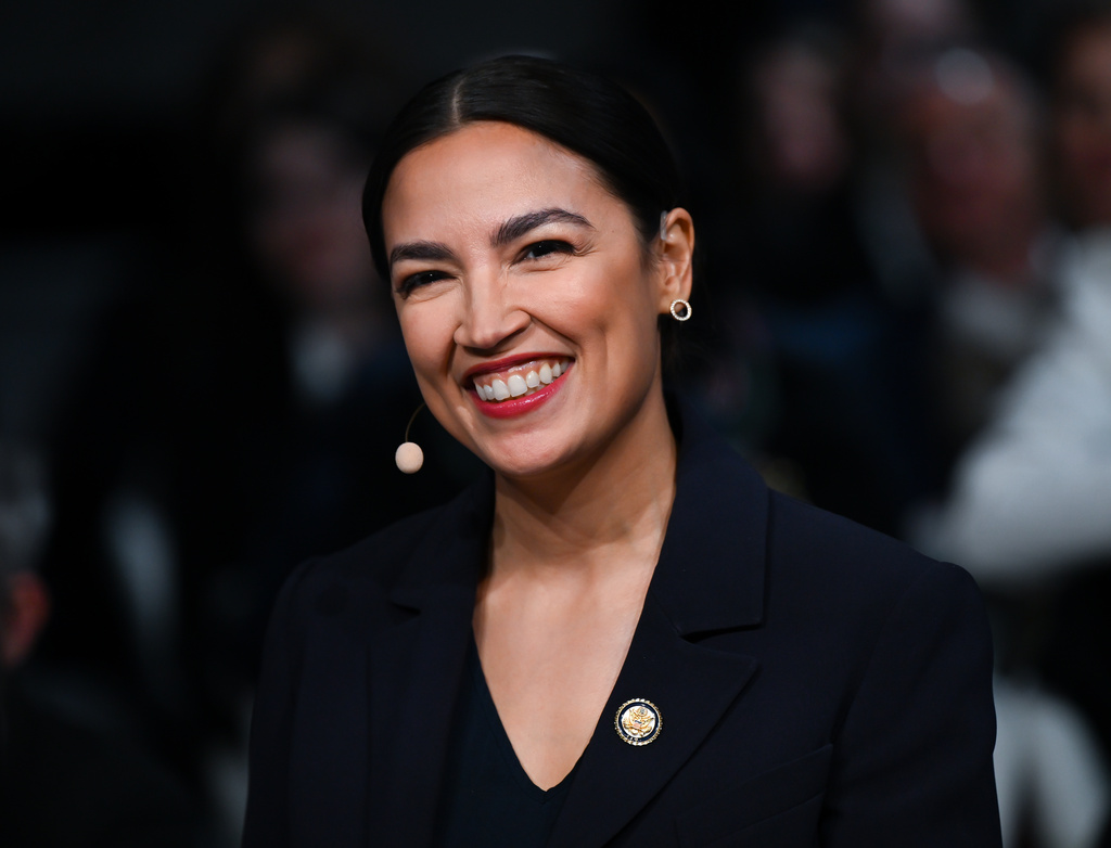 AOC dodges on 2028 White House run at Munich Security Conference