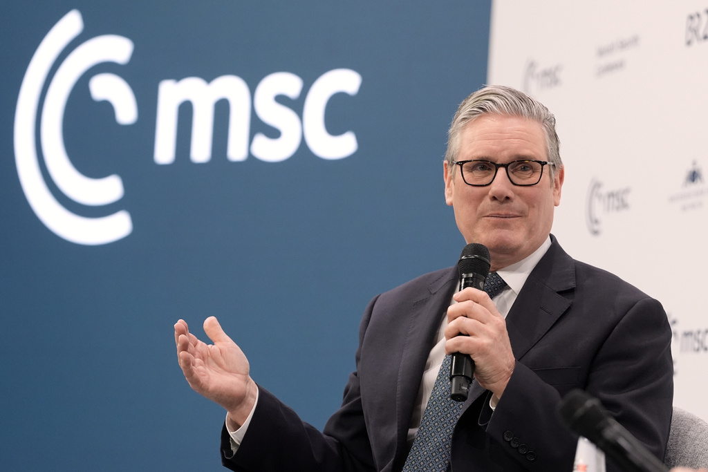 Keir Starmer announces investigation into Labour smear campaign alleging journalists part of Russian conspiracy