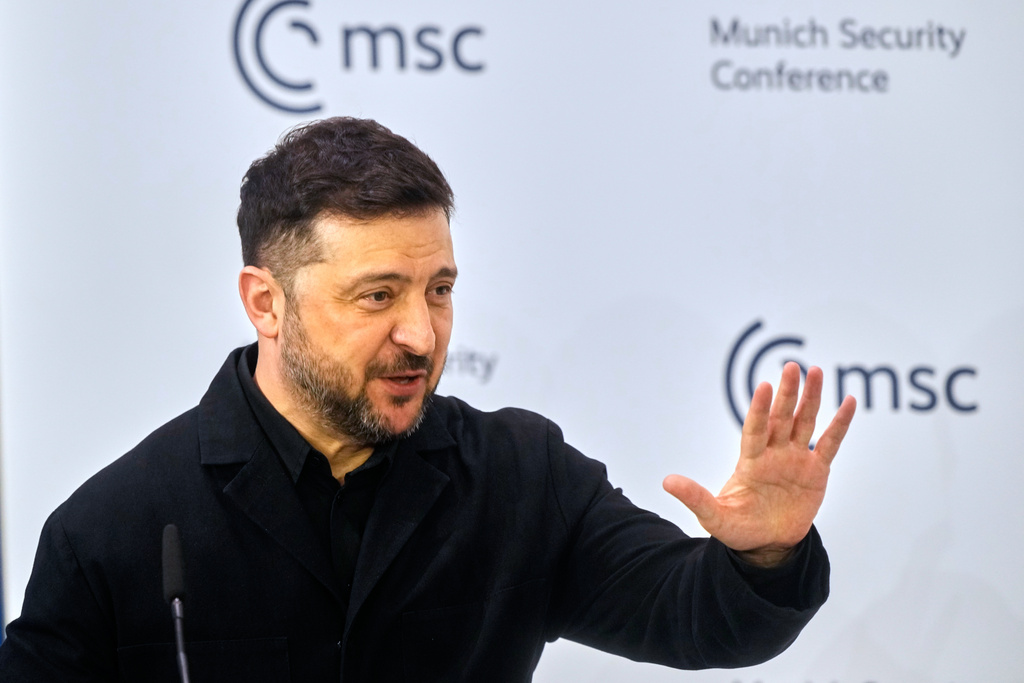 Zelensky offers to ‘give a ceasefire to the Russians if they do elections’ in Munich plea