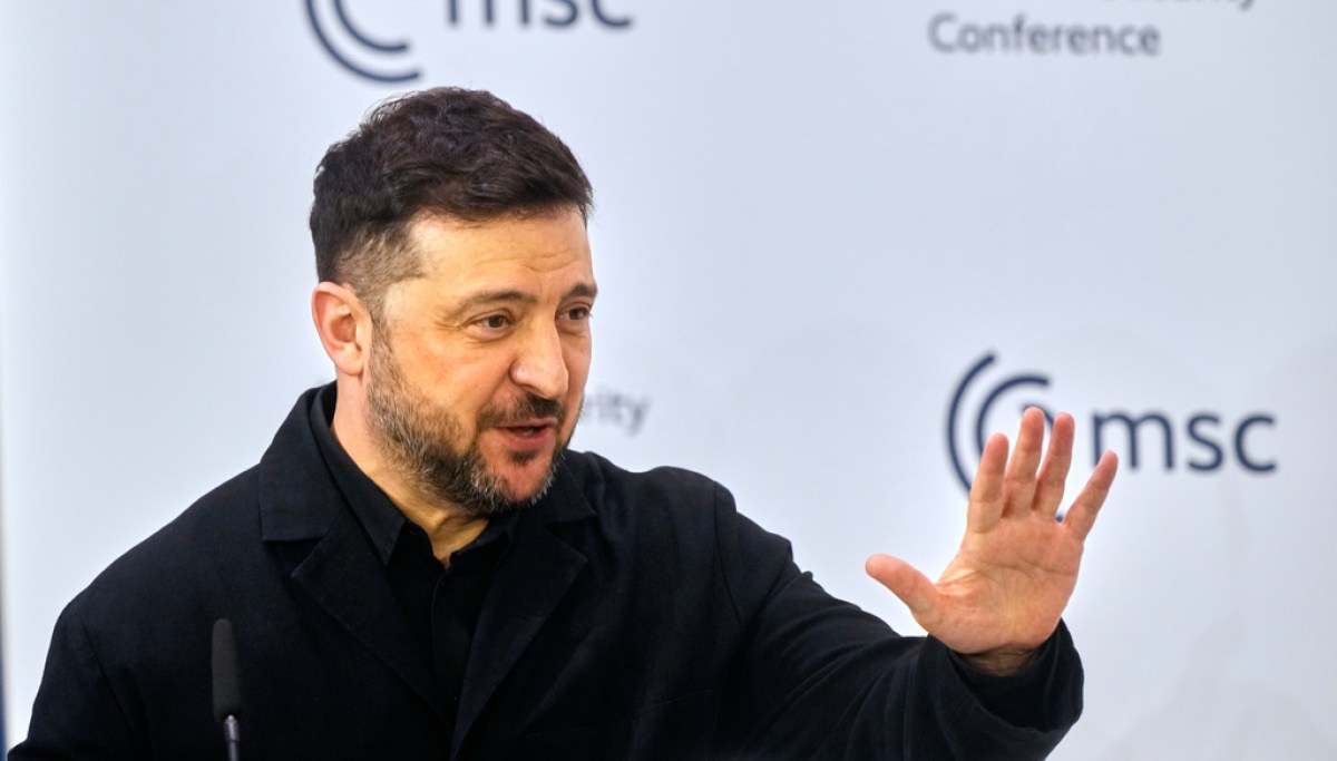 Zelensky offers to ‘give a ceasefire to the Russians if they do elections’ in Munich plea