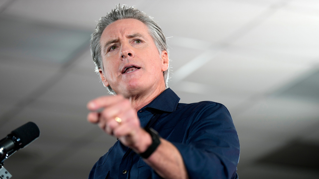 Newsom unveils AI order aimed at protecting workers from job disruption