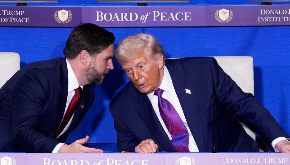 “Break free: Trump team urged to connect with mainstream America for 2026 success”