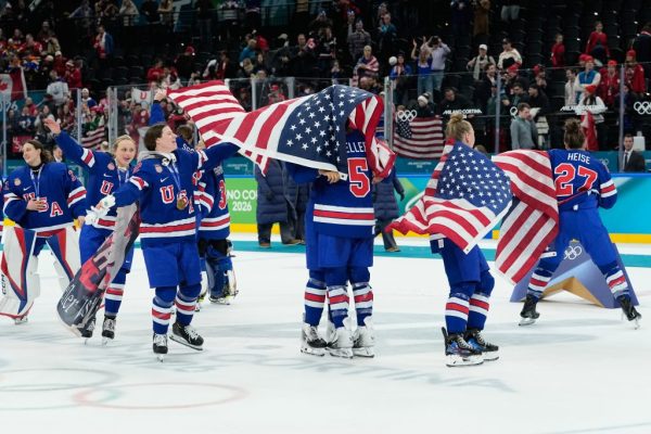 Maryland seafood restaurant offers free crabcakes for life to US Olympic hockey teams