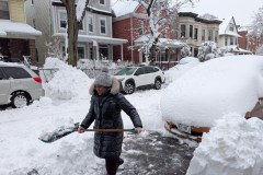 Winter storms collide with shutdown fight, putting pressure on FEMA