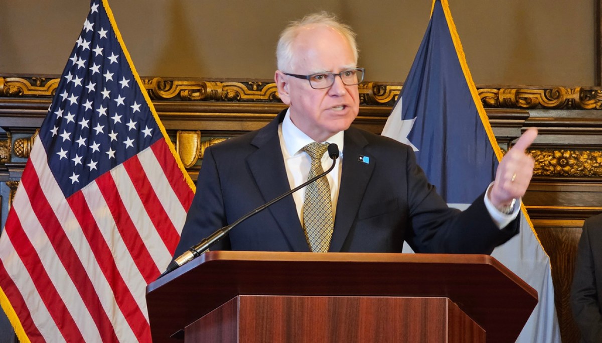 Walz announces antifraud legislation after Trump halts Medicaid funding to Minnesota