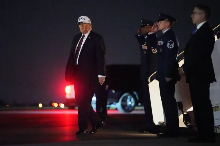 President Donald Trump disembarks Air Force One at Palm Beach International Airport in West Palm Beach, Fla., Friday, Feb. 27, 2026.