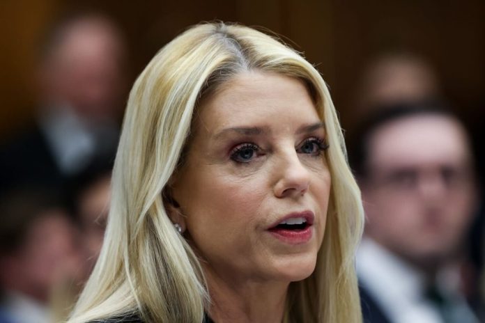 washingtonexaminer.com - Emily Hallas - Louisville clerk pushes back on DOJ effort to access voter rolls