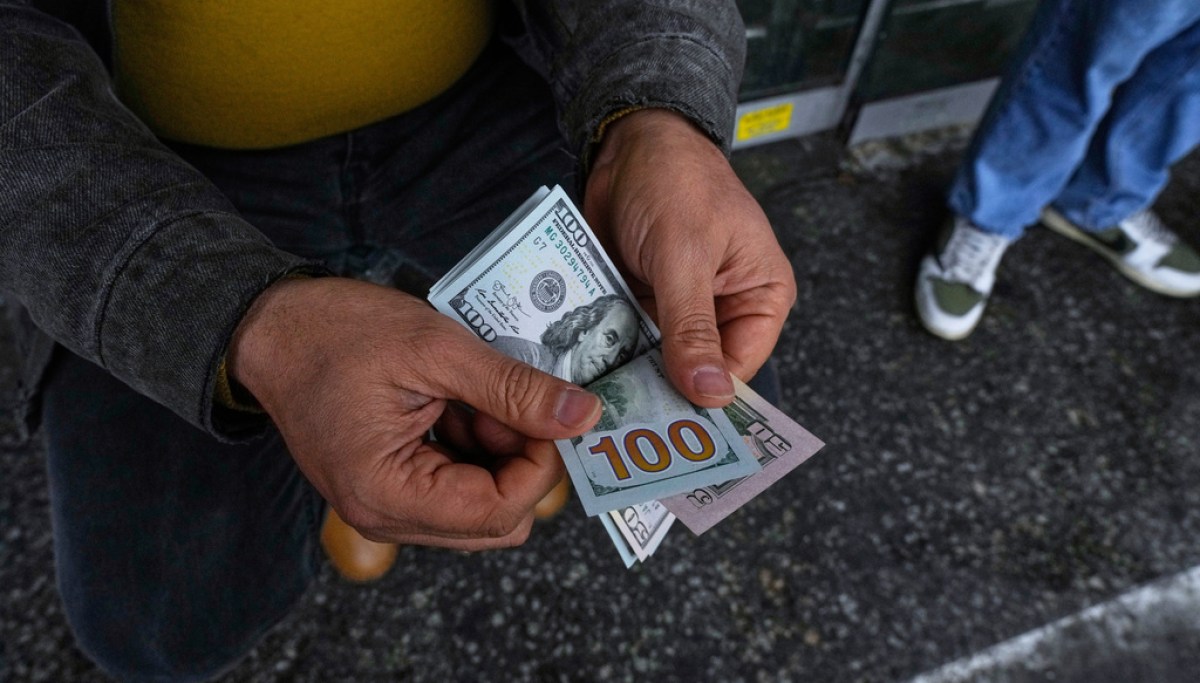 “America’s Seniors Await Next Batch of Vital Social Security Funds!”