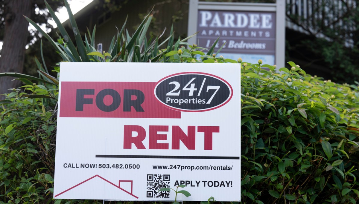 Housing researchers push back on build-to-rent provision in bipartisan housing bill