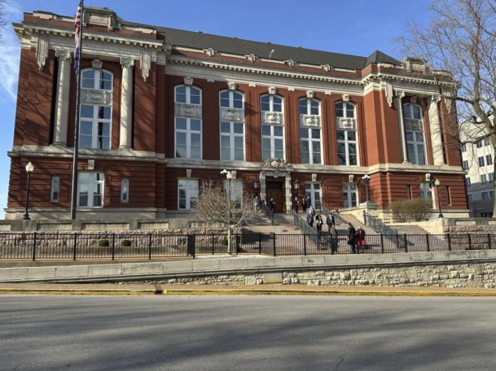 Missouri Supreme Court forbids GOP-drawn map from appearing on ballot pending vote