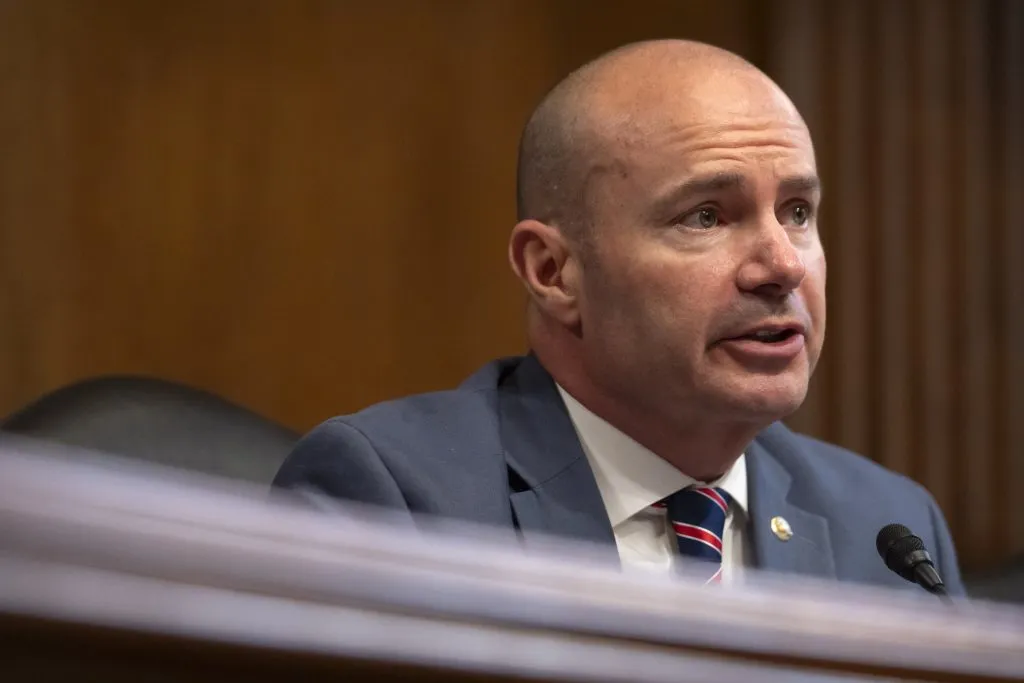Mike Lee blocks effort to prevent Trump from tearing down presidential memorials
