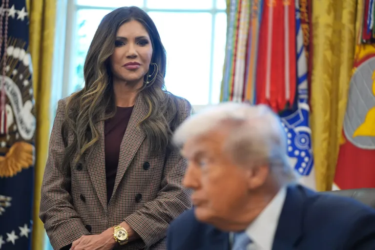 For President Donald Trump, Tuesday hammered the final nail into soon-to-be-former secretary Kristi Noem's coffin. (AP Photo/Evan Vucci)