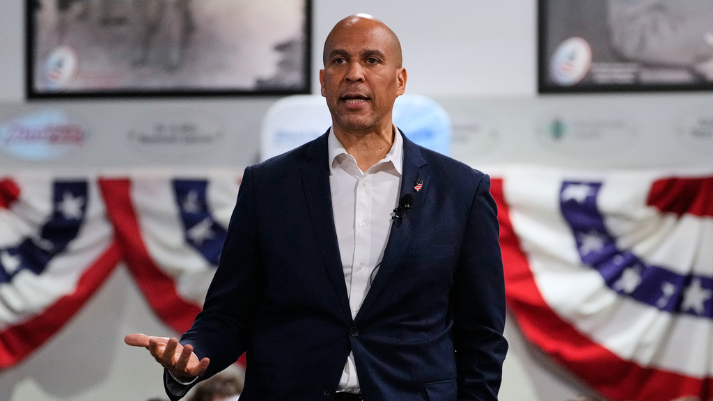 Underdog Republican Justin Murphy to face Cory Booker with negative balance in campaign account
