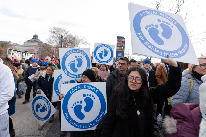 The number of abortions slightly increased in 2025