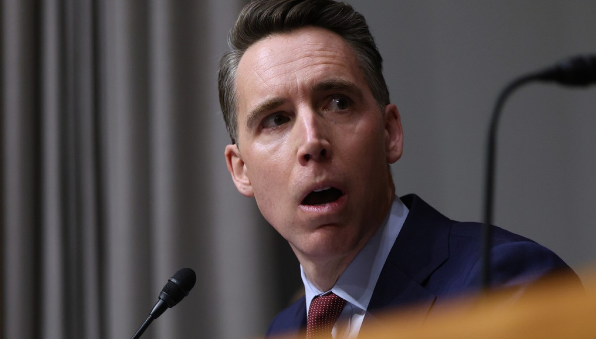 Hawley Bill Revokes FDA Approval of Abortion Pill