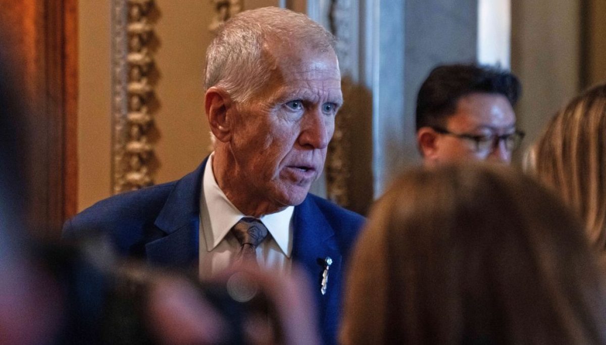 Tillis says ’86’ has roots in restaurant industry after Comey indicted for alleged Trump post