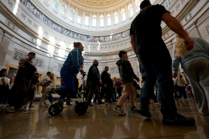 Former staffer pleads guilty to stealing over $22,000 from congresswoman