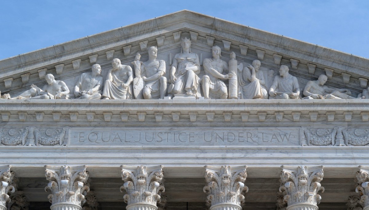 Appeals court sends tariff refund lawsuits to trade court after Trump loss