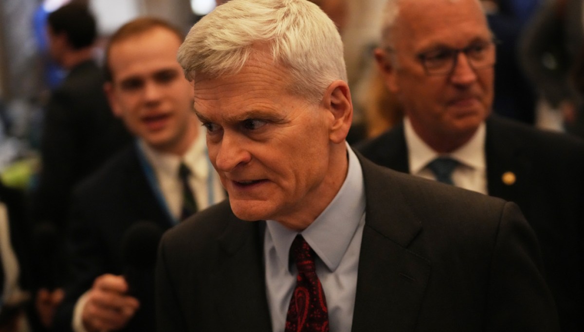 Republican demands medical societies answer for Biden collusion on youth trans procedures