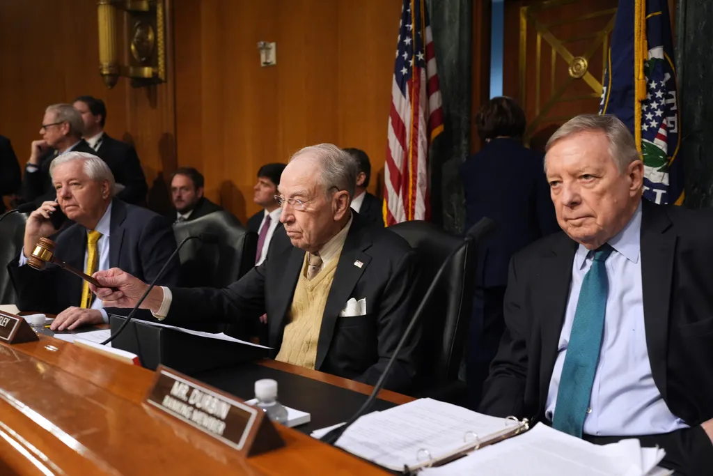 Graham slams Democrats as hypocrites on deportations