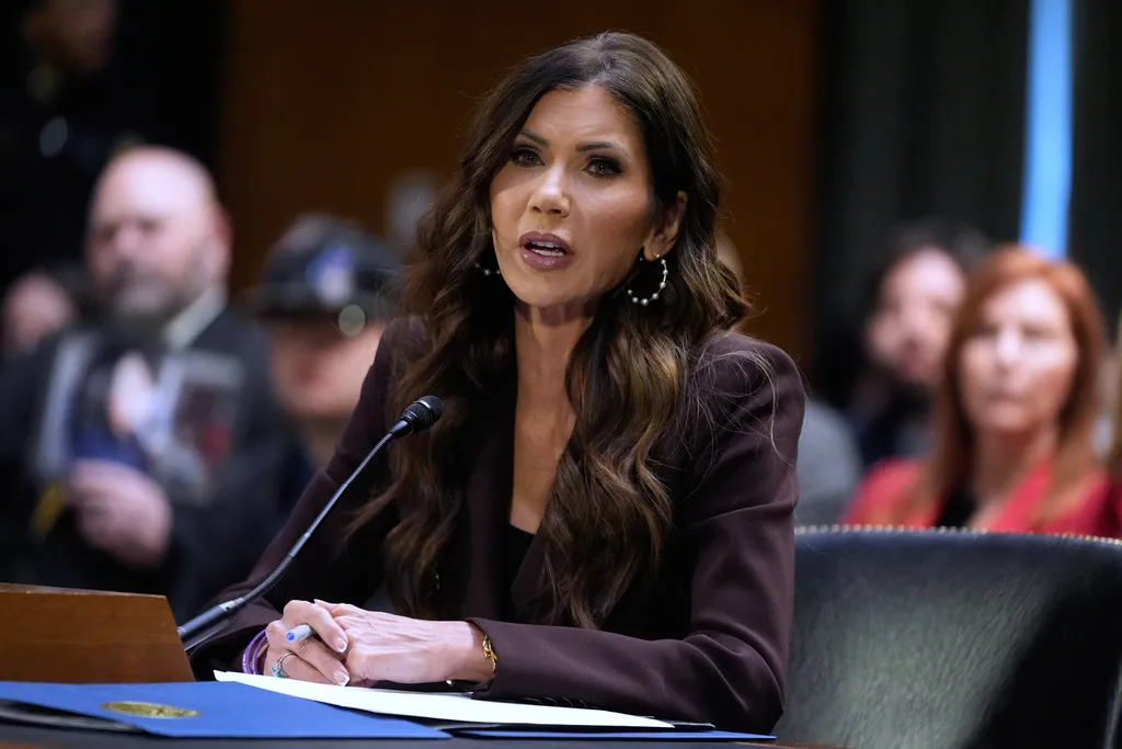 Tillis accuses Trump admin of prioritizing quantity not quality in immigration enforcement