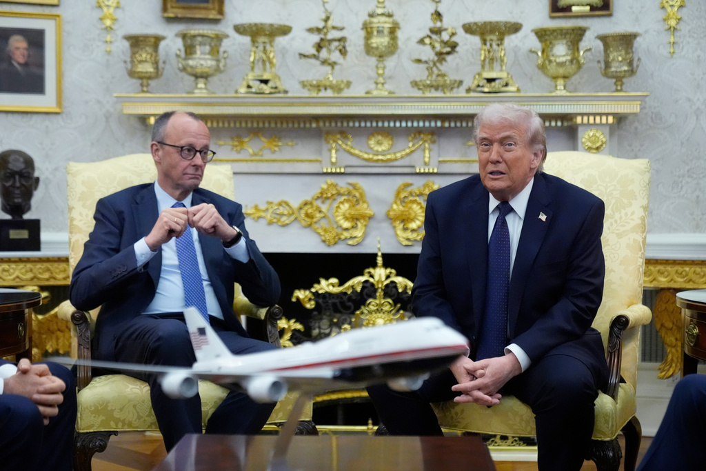Trump skewers Starmer over not cooperating on Iran: ‘Not Winston Churchill we’re dealing with’