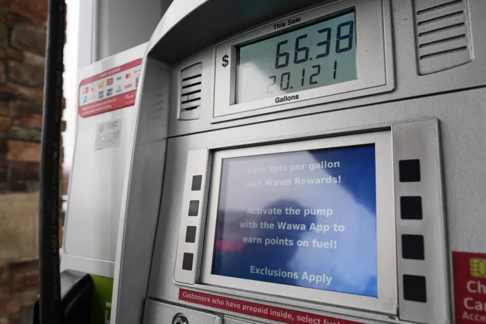 washingtonexaminer.com - Claire Carter - Indiana becomes latest state to cut gas tax during Iran war