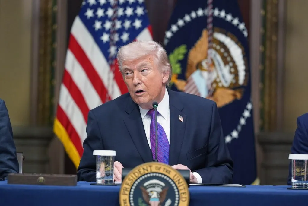 Centrist House Democrats bail Trump out on push to rein in war powers over Iran