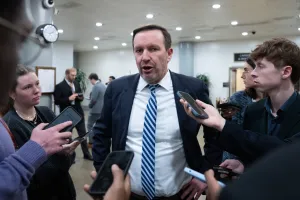 Sen. Chris Murphy (D-Tehran)