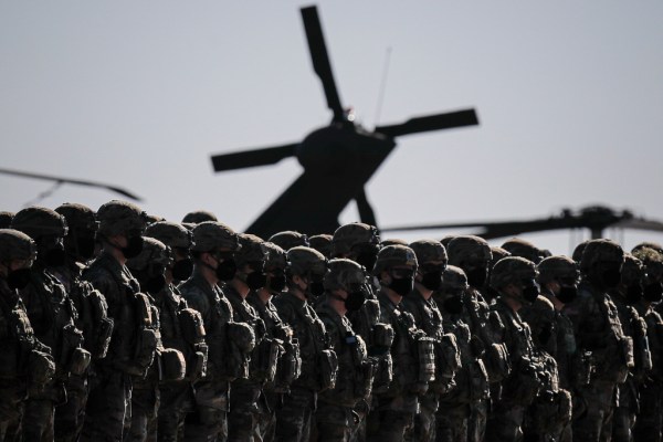 Trump considering sending 10,000 more troops to Middle East: Report