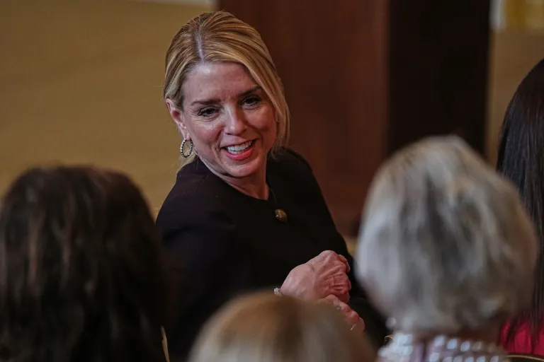Pam Bondi.