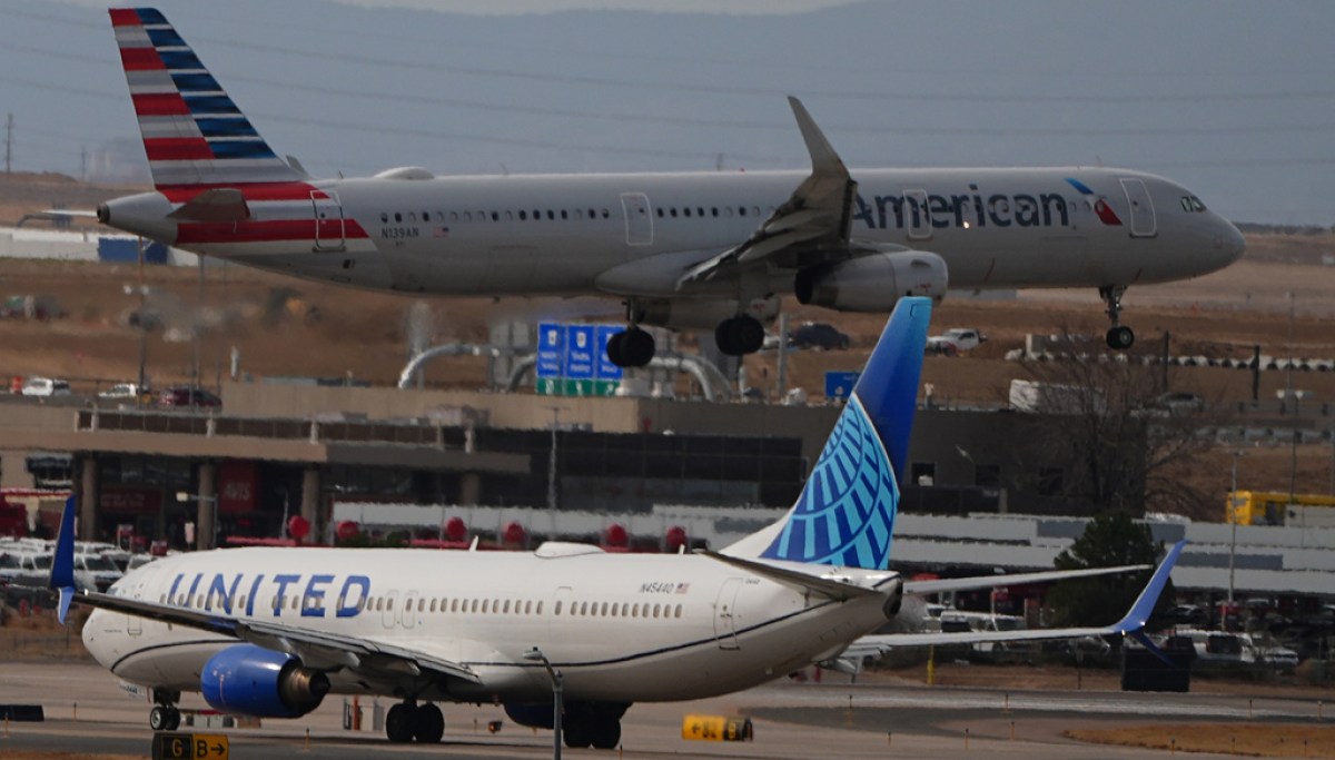 Major airline CEOs come together to plead for deal on DHS funding