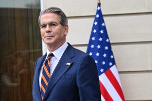 Scott Bessent cools on interest rate cut during Iran war: ‘Wait and see’