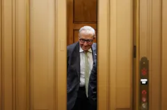 Schumer’s prized 2026 recruits won’t commit to keeping him as Senate leader