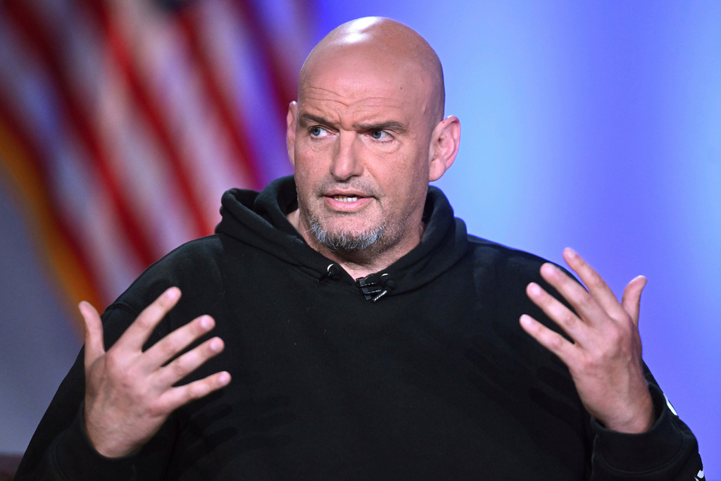 Fetterman defends Trump for sidelining affordability during Iran war: ‘Said something that got clipped’