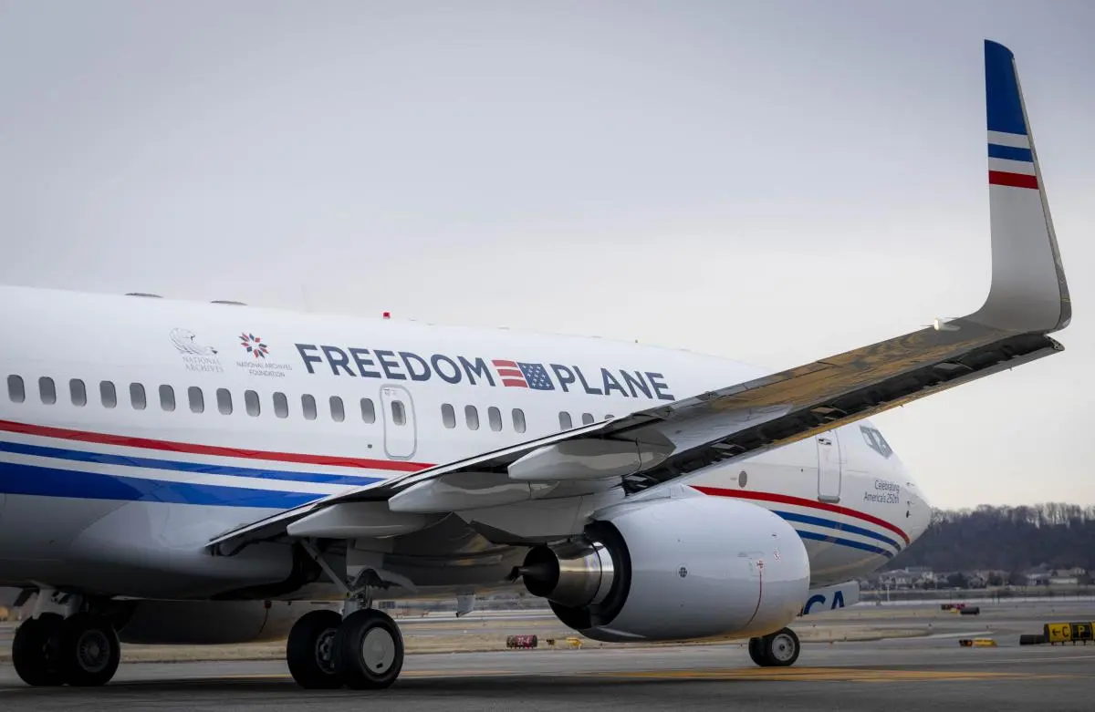 Freedom Plane takes ‘documents that forged a nation’ on US tour for 250 celebration