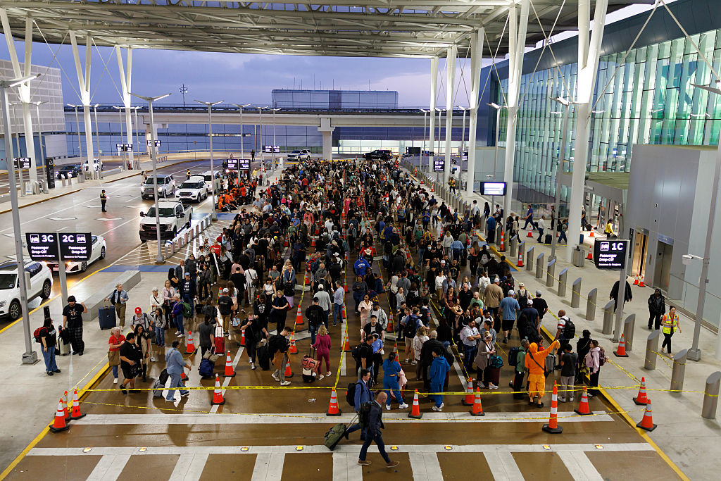 Port Authority sends civilian security employees to support TSA at airports