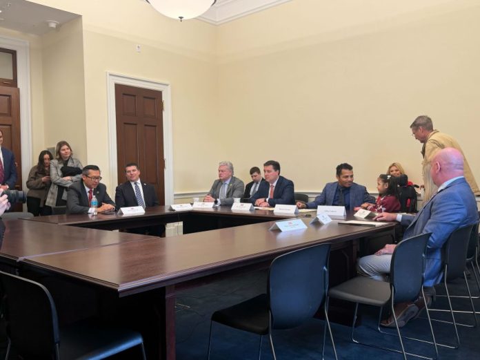 Father of crash victim calls on Democrats to back bill cracking down on illegal immigrant truckers