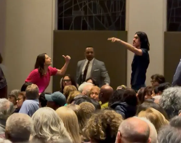 Pro-Palestine protests at Cory Booker synagogue book tour event