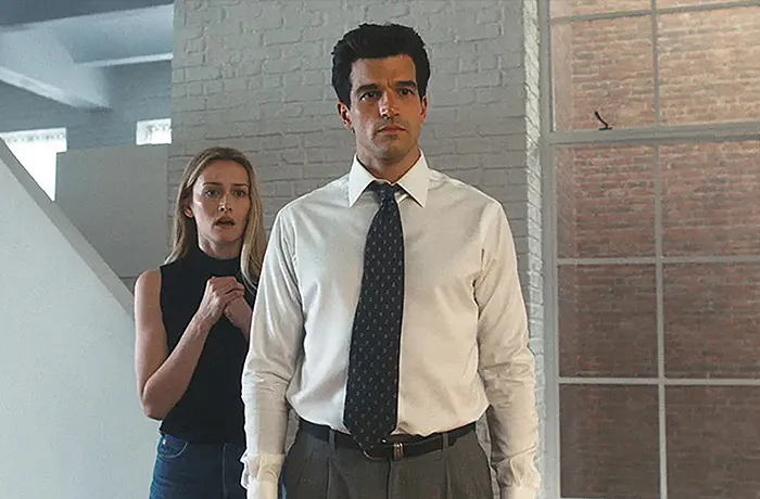 Sarah Pidgeon as Carolyn Bessette and Paul Anthony Kelly as John F. Kennedy Jr. in episode eight of Love Story. (Courtesy of FX)