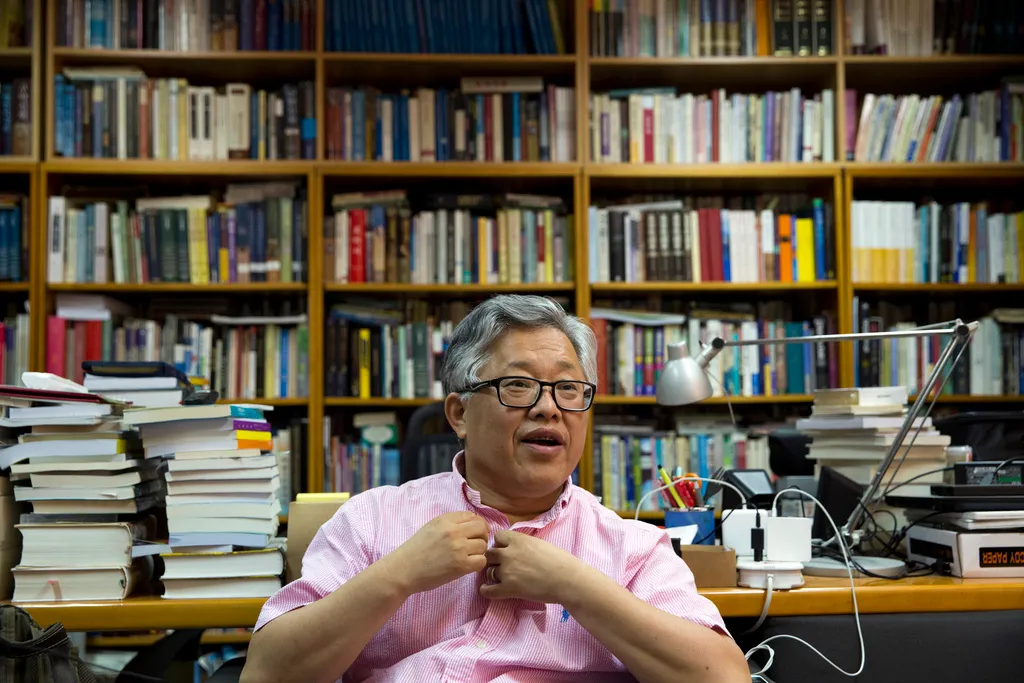 China frees pastor Ezra Jin Mingri after Xi meeting with Trump