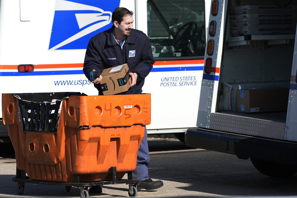 WATCH LIVE: Postmaster general testifies before Senate on Postal Service reform