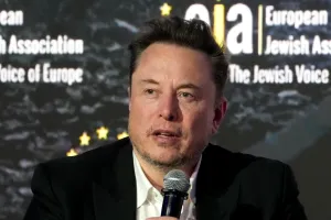 Musk gets slap on the wrist from SEC over Twitter stock disclosures