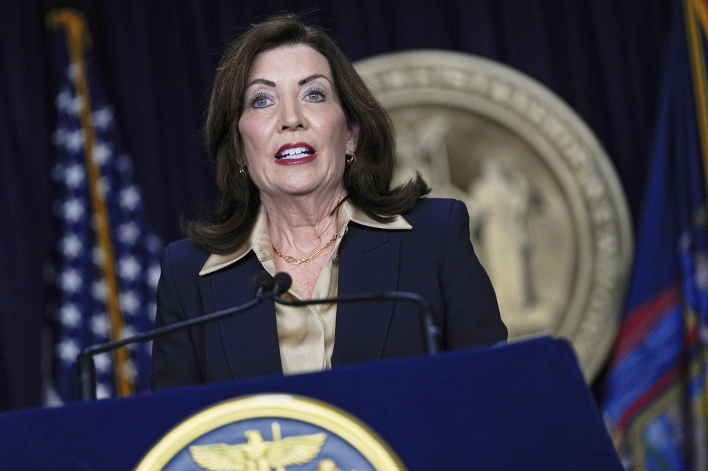 Hochul asks Homan if ICE officer who shot Renee Good was reassigned to New York