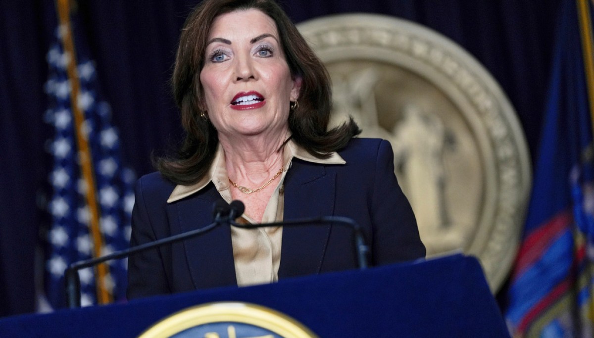 Hochul asks Homan if ICE officer who shot Renee Good was reassigned to New York