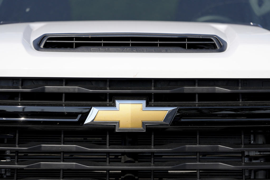 GM bests Wall Street expectations with incoming $500 million tariff refund