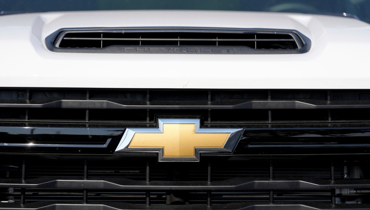 GM bests Wall Street expectations with incoming $500 million tariff refund