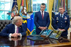 Trump vows to blow up ‘whole country’ of Iran if no deal made, ‘very little’ off table