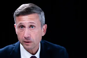 RNC holds $117 million in its coffers while DNC still in the red